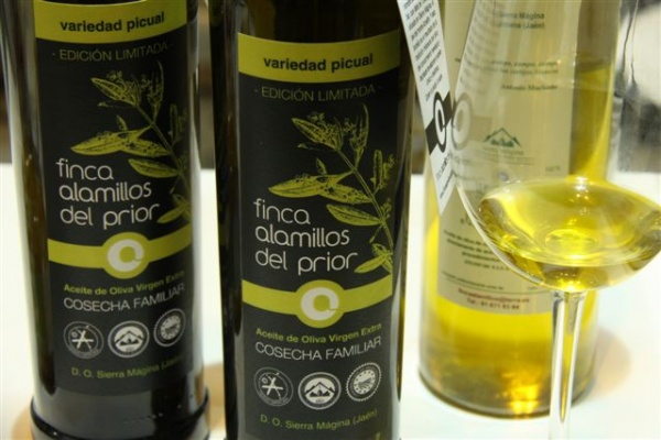 Aceite de oliva Virgen Extra, monovarietal picual, D.O. Sierra Mágina
