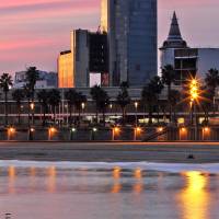 Barcelona vista desde el espigón del puerto.