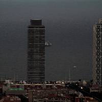 Vista desde el bunker Torre Mafre vs Hotel Arts
